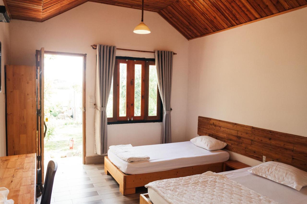 Dao Hoa Vang Villa Cam Ranh Exterior foto
